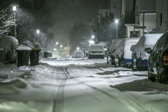 Extreme Winterwetter in Deutschland: Starker Schneefall und Eisregen gefährden die Sicherheit auf den Straßen