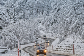 Schnee und Glatteis in Hamburg: Warnung vor ungünstigen Wetterbedingungen