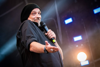 Torsten Sträter sagt alle Auftritte bis Ende März wegen Krankheit ab