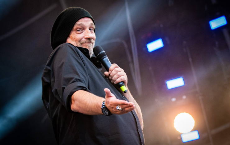 Torsten Sträter sagt alle Auftritte bis Ende März wegen Krankheit ab