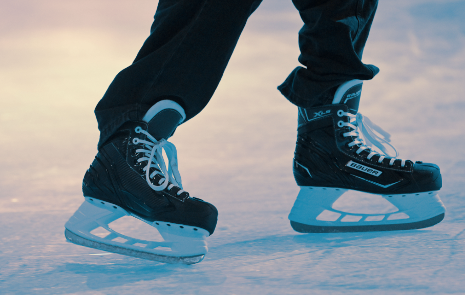 Schlittschuhlaufen in Hamburg: Arenen und Preise für den Winterspaß