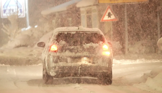 Deutschland startet in die Woche mit Schnee und Eisregen