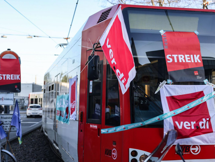 Bundesweiter ver.di-Streik am 2. Februar 2026: Nahverkehr in Deutschland könnte stillstehen
