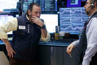 Finanzmärkte unter Druck: Aktien, Edelmetalle und Kryptowährungen mit deutlichen Verlusten