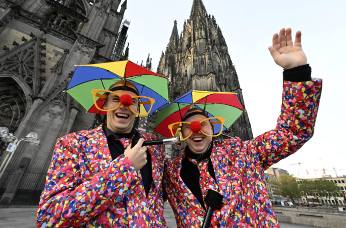 Regenfeste Kostüme empfohlen: So wird das Wetter an den Karnevalstagen