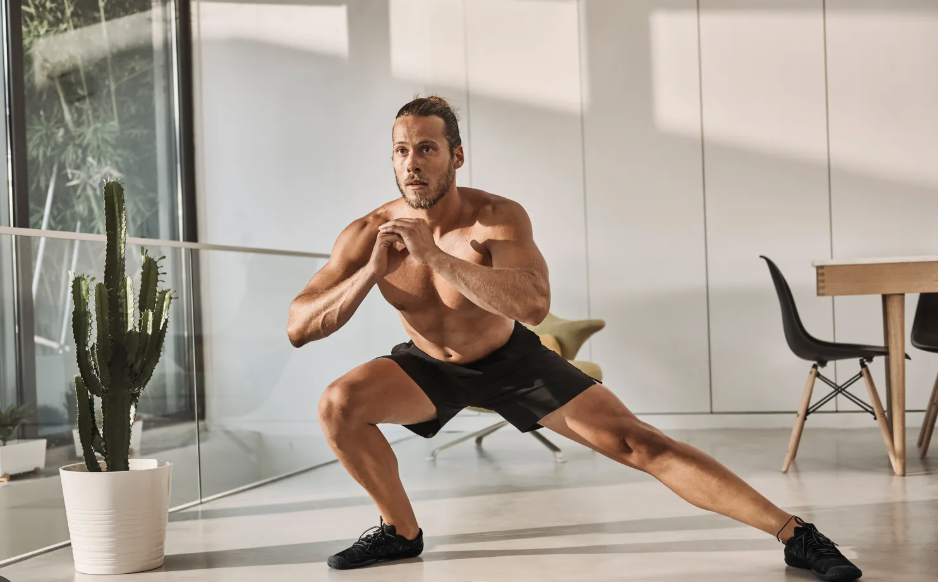 Abnehmen zuhause: Trainingsplan für Männer ohne Geräte