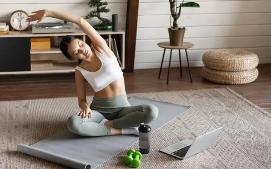 Low-Impact-Workout zuhause: gelenkschonend trainieren ohne Springen