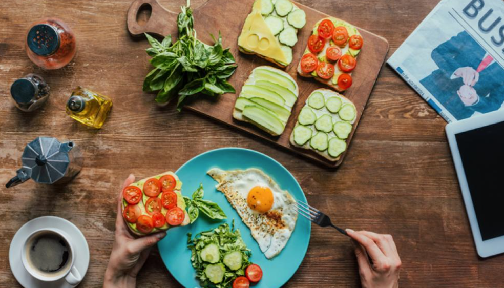 Was sollten ältere Menschen zum Frühstück essen? Wissenschaftler nennen das beste Lebensmittel