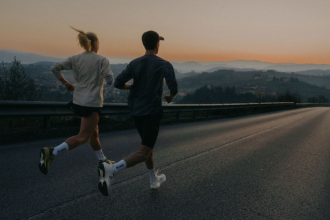Joggen im Hochsommer: So trainierst du bei Hitze richtig — ohne Kreislaufprobleme