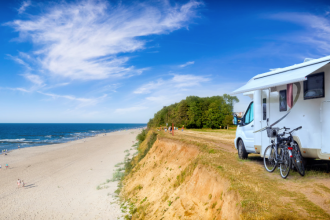 Camping in Deutschland: Was kostet's und wo darfst du stehen?