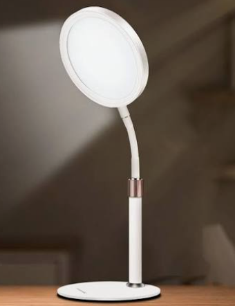 10.000 Lux gegen das Tief: Die richtige Tageslichtlampe finden