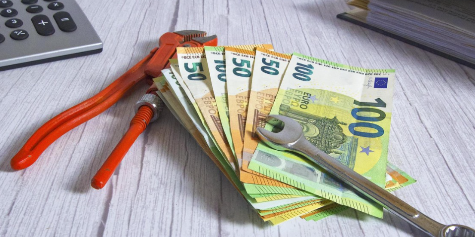 Feste Zinsen sichern: Festgeld clever mit der Treppenstrategie