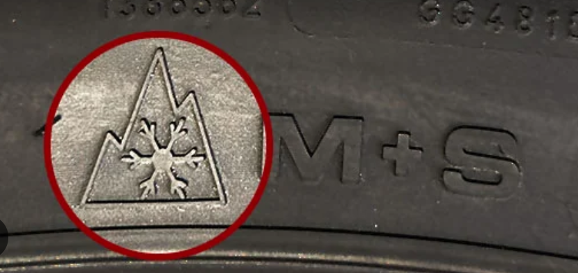 Alpine-Symbol auf Reifen: Das steckt hinter der Schneeflocke
